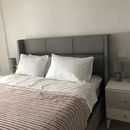 Ongel Apt, Beyaz Teyze Antalya