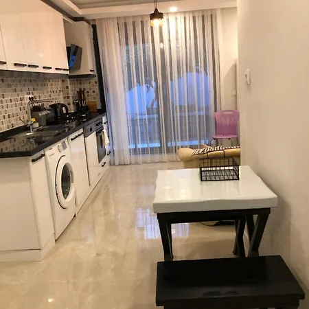 Ongel Apt, Beyaz Teyze Antalya
