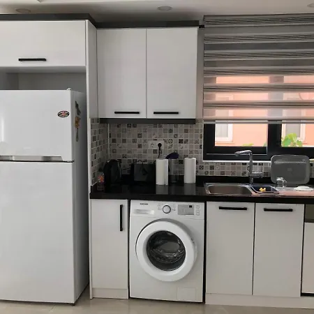 Ongel Apt, Beyaz Teyze Antalya