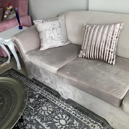 Ongel Apt, Beyaz Teyze Antalya